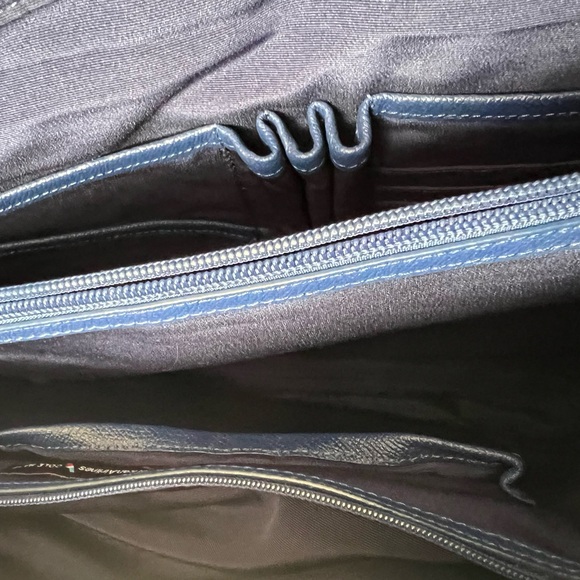 Cole Haan American Airlines Blue Leather Travel Bag - Picture 8 of 12